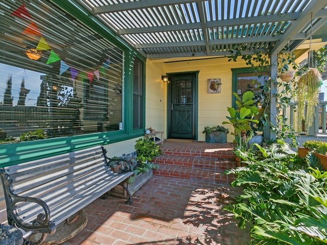 Photo of Listing #18008899