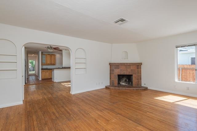 Photo of Listing #160014747